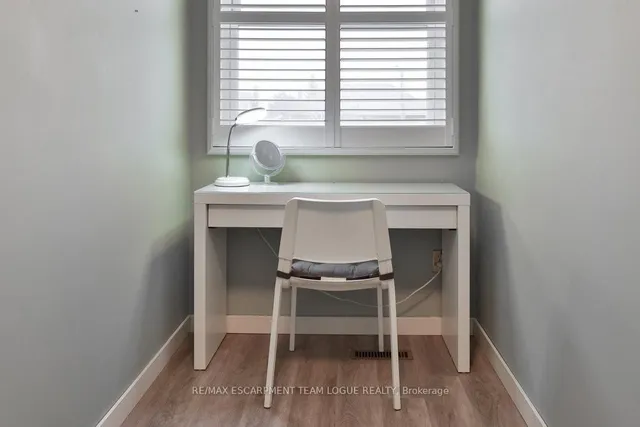 Additional image 28 of 2223 VISTA Dr