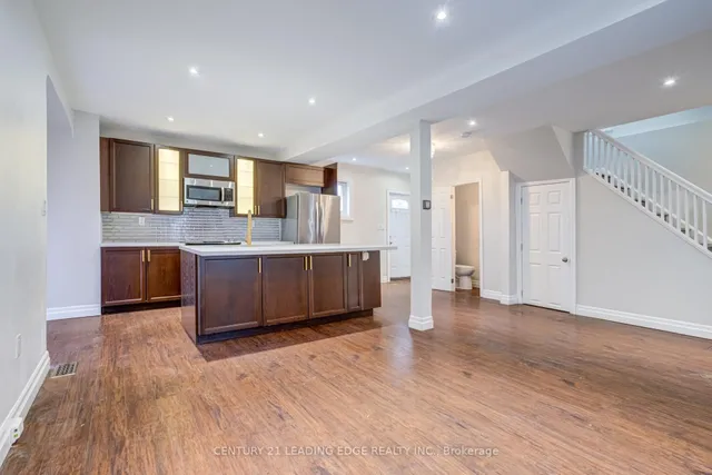 Additional image 3 of 424 Upper Wentworth St