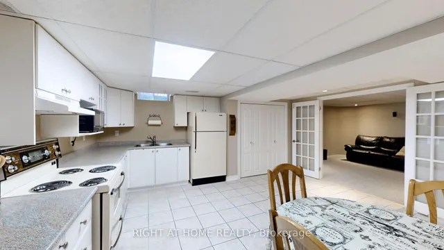 Additional image 33 of 102 Mullis Cres