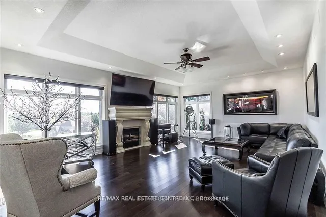 Additional image 16 of 125 Stokes Tr