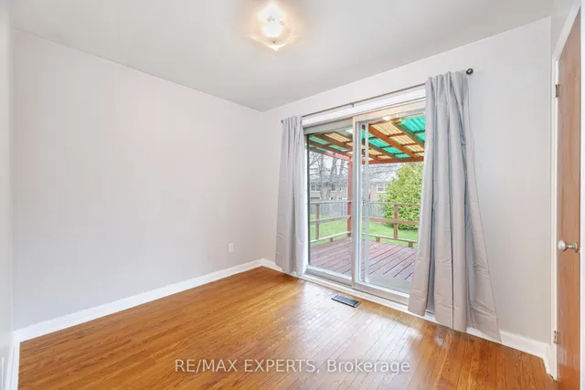 Additional image 18 of 61 Sharbot Ave