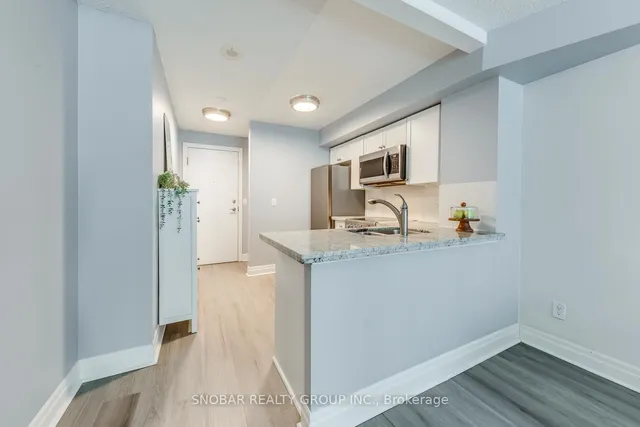 Additional image 6 of 2121 Lakeshore Blvd Unit 816