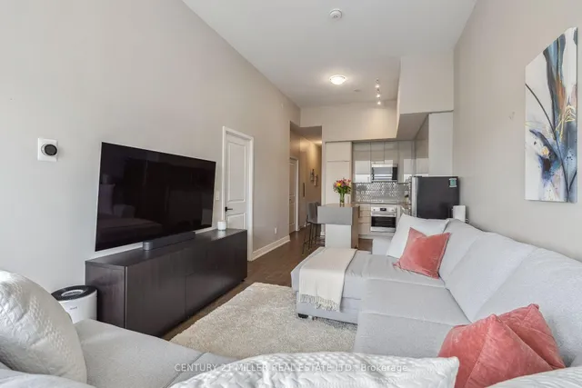 Additional image 16 of 2481 Taunton Rd Unit 372