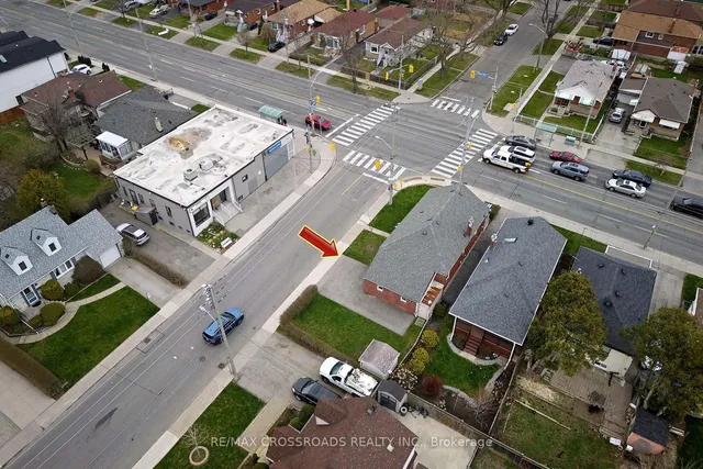 Additional image 30 of 1310 Victoria Park Ave