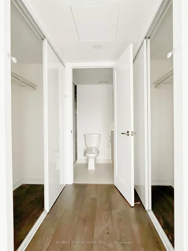 Additional image 11 of 50 Mccaul St Unit 816