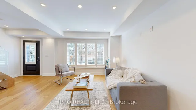 Additional image 9 of 98 Poyntz Ave