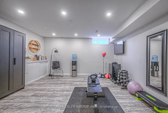 Additional image 39 of 210 Misty Crt