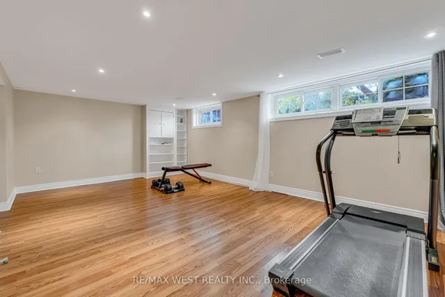 Additional image 28 of 15 Breadner Dr