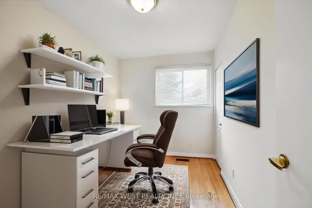 Additional image 9 of 78 Silverstone Dr