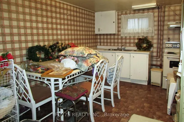 Additional image 32 of 1740 Maple Ridge Dr