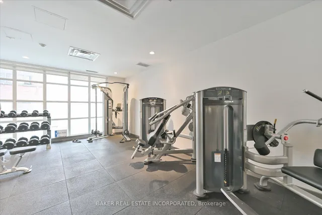 Additional image 28 of 23 Brant St Unit 601