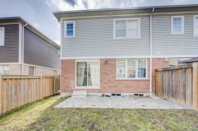 Additional image 24 of 256 Apple Hill Cres