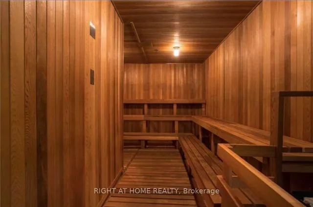 Additional image 23 of 38 Elm St Unit 1812