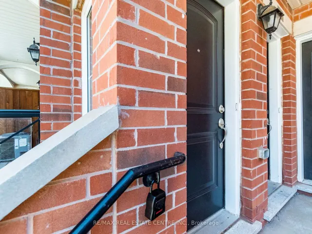 Additional image 8 of 2460 Post Rd Unit 3