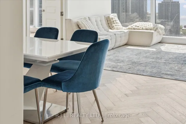 Additional image 19 of 183 Wellington St Unit 2505