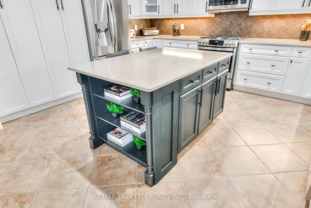 Additional image 13 of 928 Manorbrook Crt