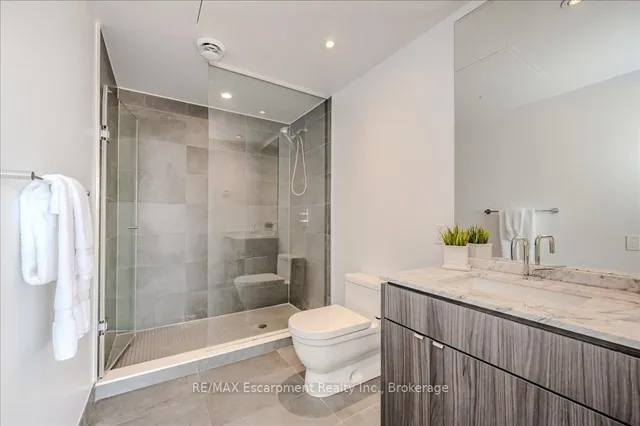 Additional image 20 of 60 Colborne St Unit 802