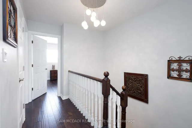 Additional image 13 of 80 Longbourne Cres