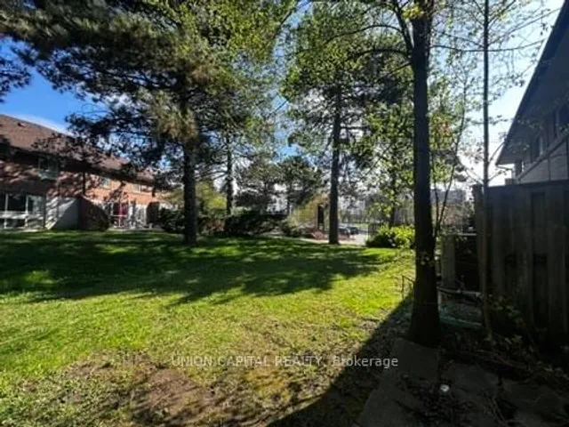 Additional image 19 of 10 Esterbrooke Ave Unit 33