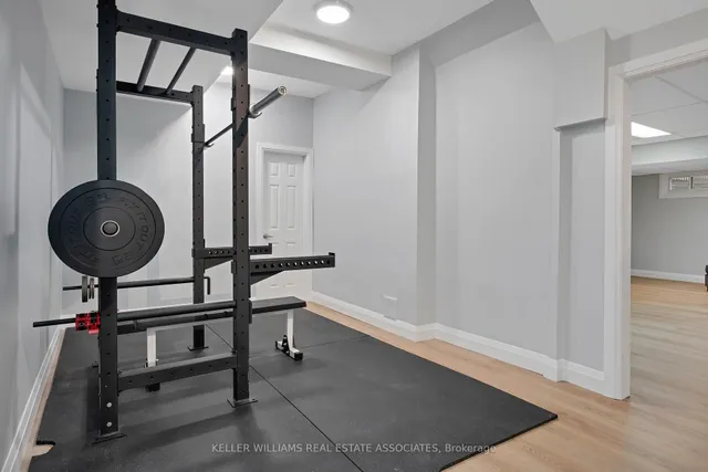 Additional image 38 of 2375 Parkway Dr