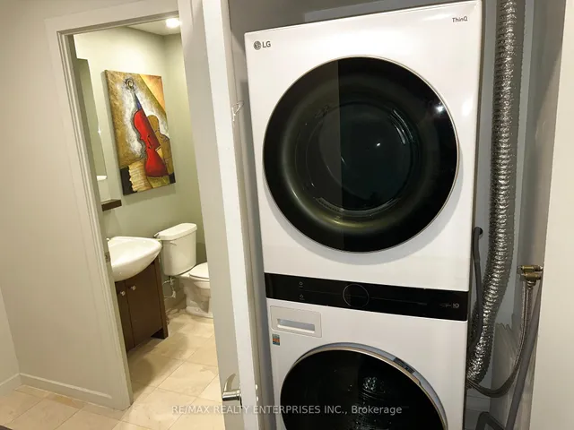 Additional image 19 of 8 York St Unit 2710