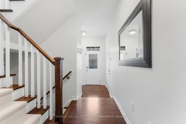 Additional image 6 of 604 Langholm St