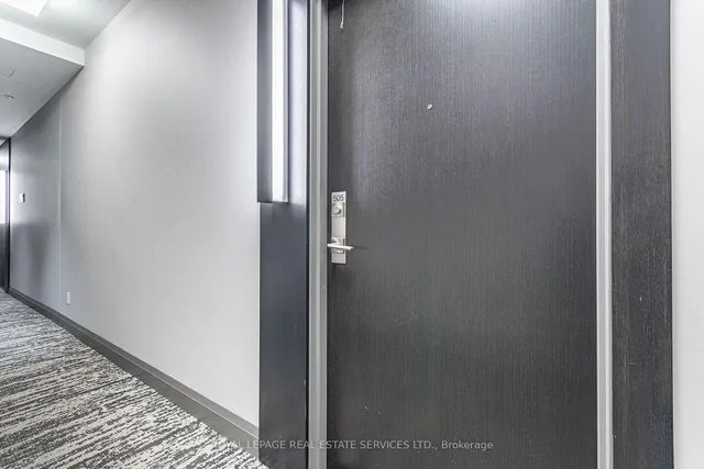 Additional image 5 of 4208 Dundas St Unit 505