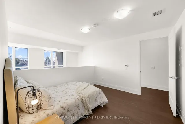 Additional image 21 of 509 Dundas St Unit 106