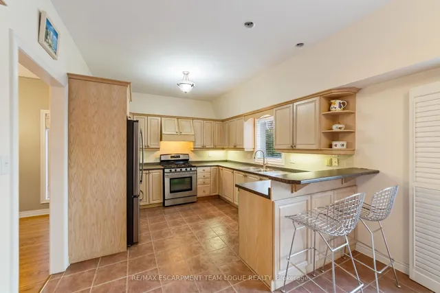 Additional image 8 of 2108 DALECROFT Cres