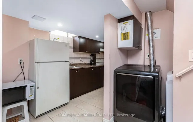 Additional image 38 of 63 Feather Reed Way