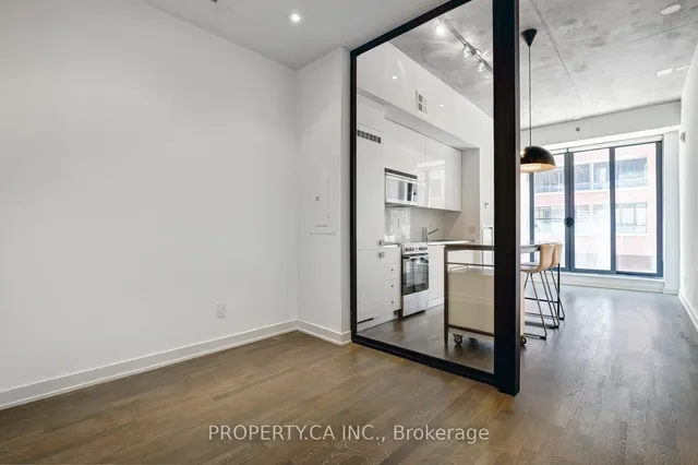 Additional image 6 of 8 Dovercourt Rd Unit 210