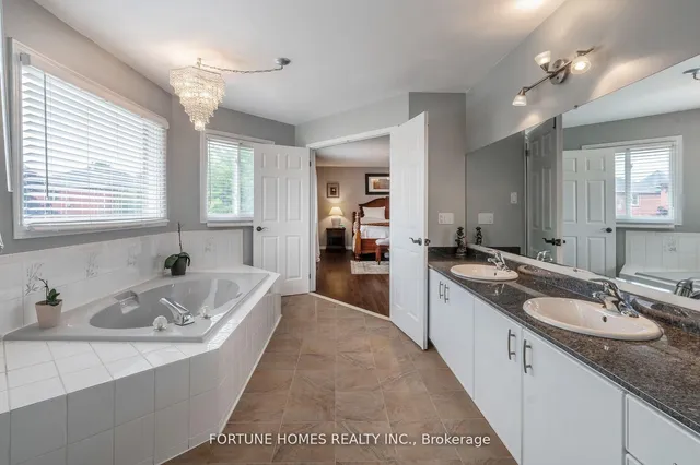 Additional image 24 of 14 Shadywood Rd