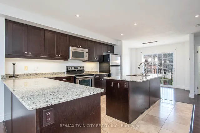 Additional image 10 of 45 Woolwich St