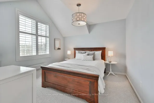 Additional image 24 of 958 Irish Moss Rd