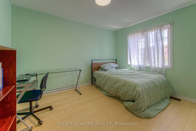 Additional image 25 of 131 Lavery Hts