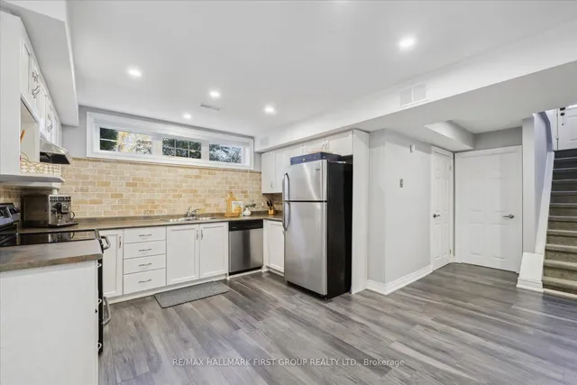 Additional image 30 of 60 Brenda Cres