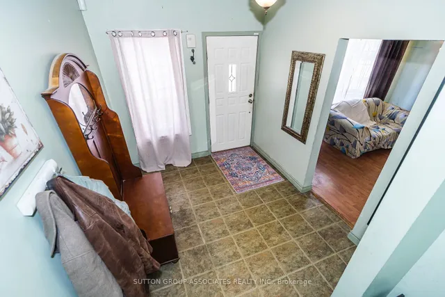 Additional image 3 of 16 North Bonnington Ave