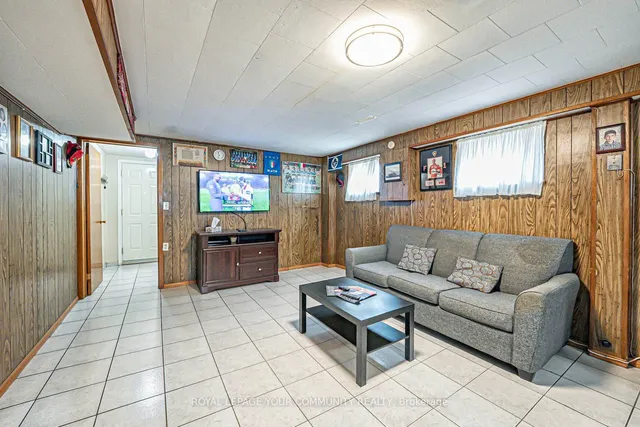 Additional image 28 of 10 Grenadine Crt