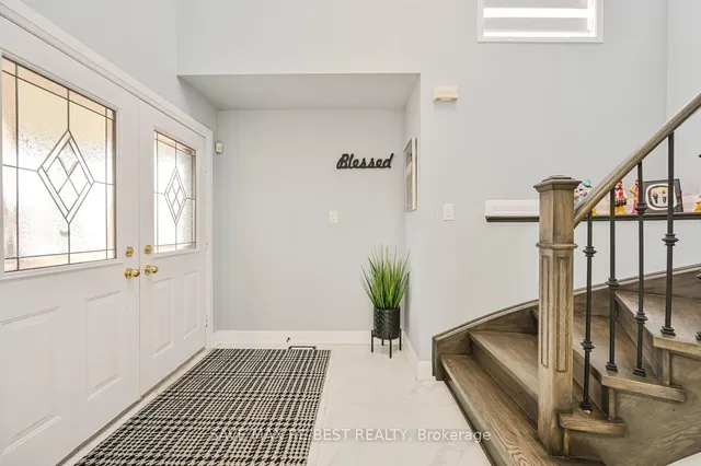 Additional image 8 of 29 Baccarat Cres