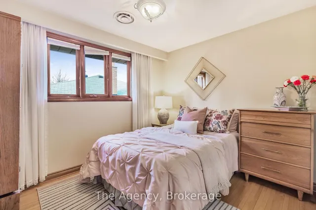 Additional image 15 of 3236 Cedartree Cres