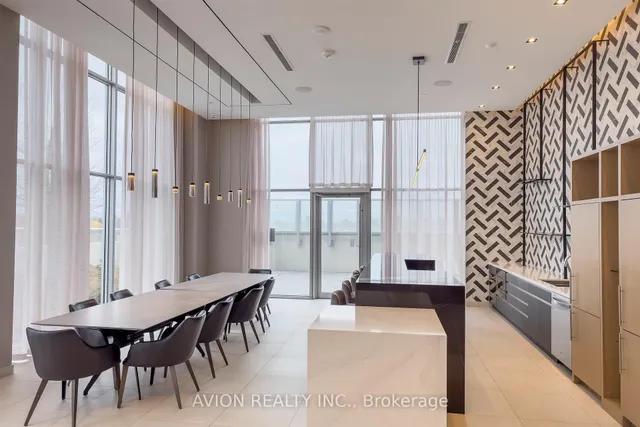 Additional image 19 of 225 Village Green Sq Unit 211