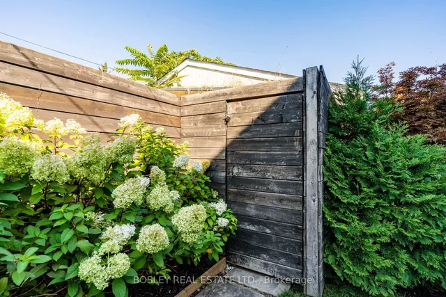 Additional image 46 of 520 Manning Ave