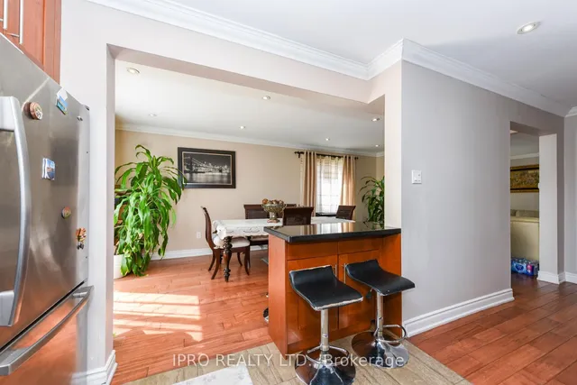 Additional image 17 of 5136 Palomar Cres