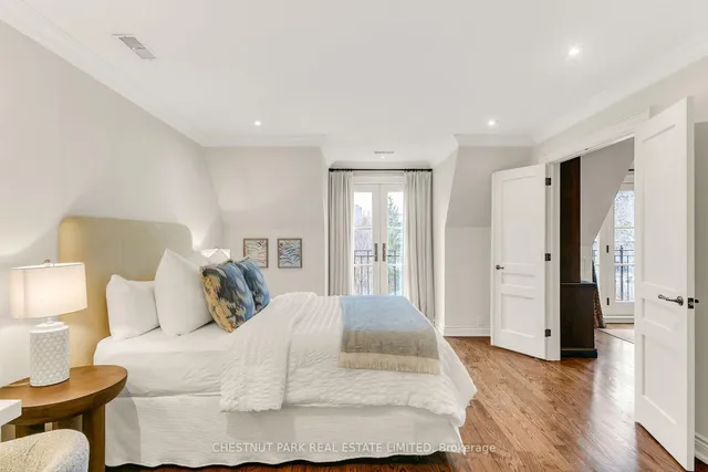 Additional image 32 of 68 Rowanwood Ave