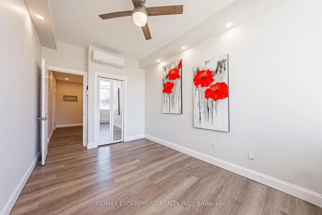 Additional image 35 of 30 Harrisford St Unit 102