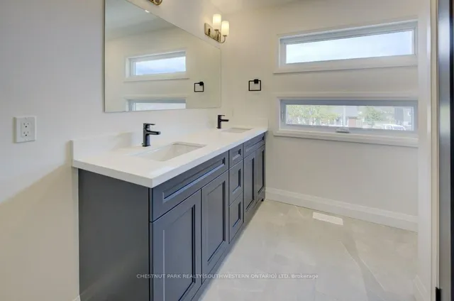 Additional image 18 of 573 Guelph St