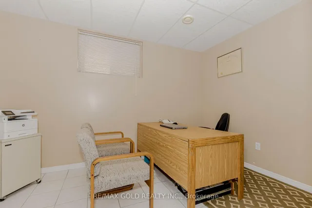 Additional image 41 of 243 Cresthaven Rd