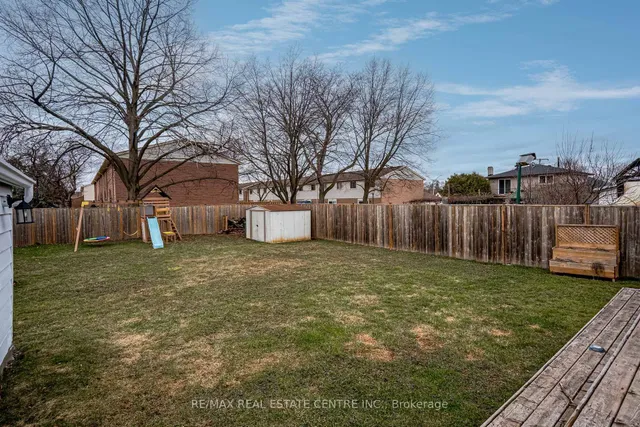 Additional image 40 of 151 Corman Ave