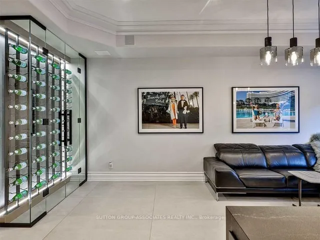 Additional image 4 of 31 Webster Ave