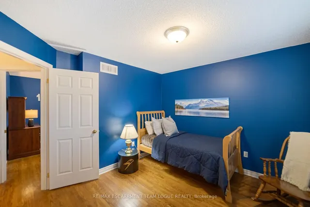 Additional image 28 of 2108 DALECROFT Cres
